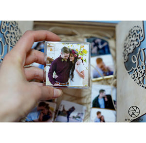 Փայտե անվանական տուփ շոկոլադներով և ֆոտո մագնիսով