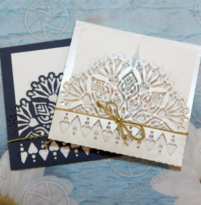 Ձևավոր կտրվածքով հարսանեկան հրավիրատոմս