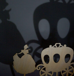 Ստվերների թատրոն «Մոխրոտիկը»