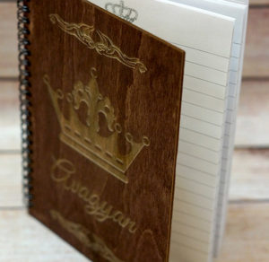 փայտե կազմով անհատական նոթատետր