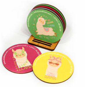 Բաժակի տակդիրների հավաքածու բրենդավորված