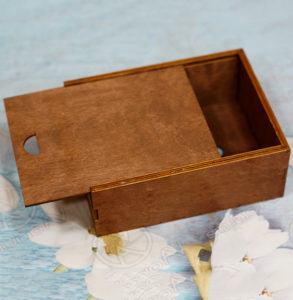 Անձեռոցիկի փայտե տուփ