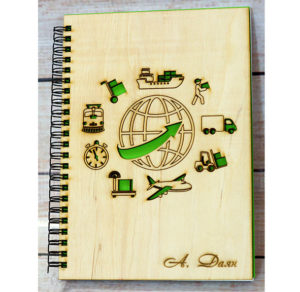 փայտե կազմով անհատական նոթատետր