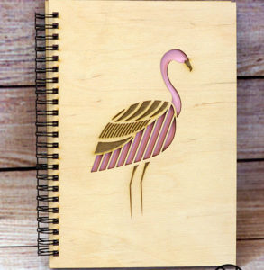 փայտե կազմով անհատական նոթատետր